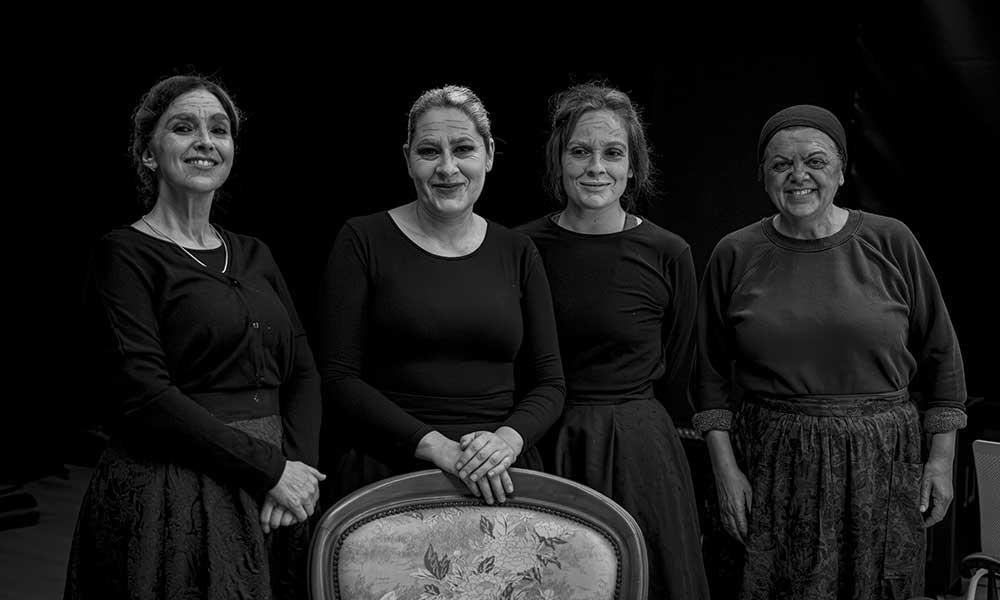 Ir a Imagen Sótano B ensaya la comedia negra Atra Bilis, de Laila Ripoll, en el Teatro de la Laboral