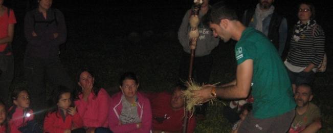 Ir a Imagen El Parque de la Prehistoria de Teverga celebra su segunda Gran Noche Prehistórica del verano