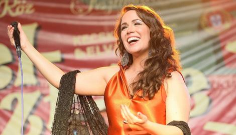 Aller à Image Joana Amendoeira y la Orquesta de Cámara de Siero presentan “Sinfónico Fado” por primera vez en Asturias