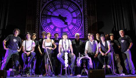 Ir a Imagen Música y escena con Rulo y La Contrabanda en el Teatro de la Laboral