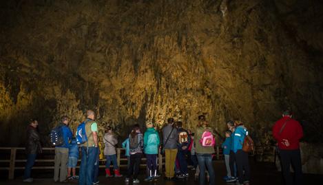 Go to Image Sonidos de la Prehistoria en la Cuevona de Ardines