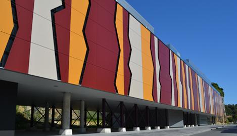 Go to Image De puente en el Centro Tito Bustillo