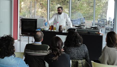 Go to Image Cocina de altura en el Centro Tito Bustillo