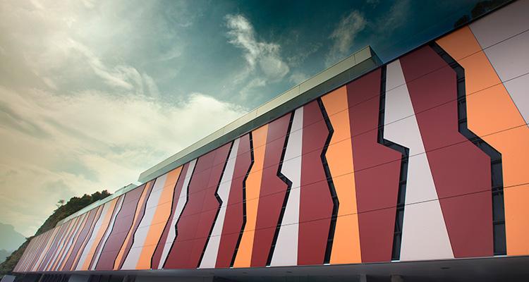 Go to Image El Centro Tito Bustillo permanece cerrado durante el mes de enero